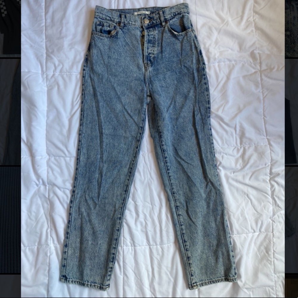 Acid wash mom jeans!!